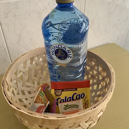 Apartamento céntrico a 1km de la playa. Pontedeume Extérieur photo